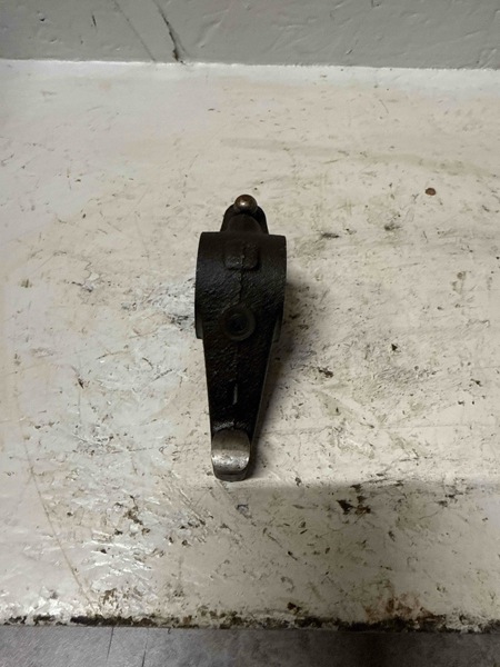 Deere 8850 Rocker Arm