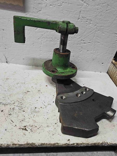 Deere 8430, 8630 Cam Shifter Assy.