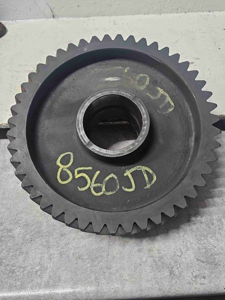 Deere 8560, 8760, 8960, 8570, 8770, 8870, 8970, 9100, 9200, 9300, 9400, 9120, 9220, 9320, 9420, 9520, 9620 Countershaft Gear Lower Rear