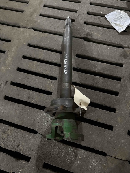 Deere 7020 Clutch Shaft & Quill Assy.
