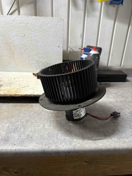 Deere 9520, 7720, 7820, 7920, 8110, 8210, 8310, 8410, 8120, 8220, 8320, 8420, 8520, 9100, 9200, 9300, 9400, 9120, 9250, 9320, 9420, 9620 Heater Fan