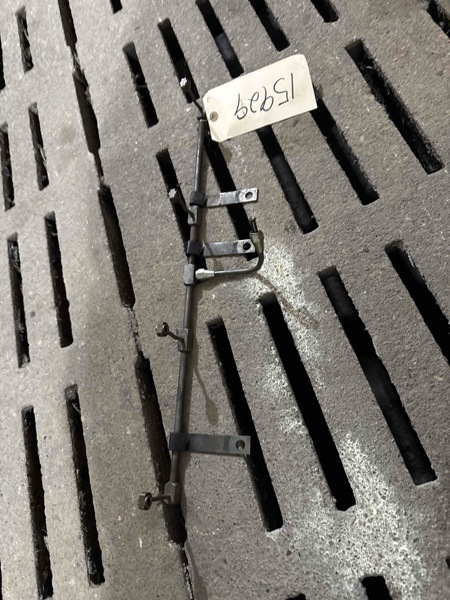 Deere 8850 Fuel Line