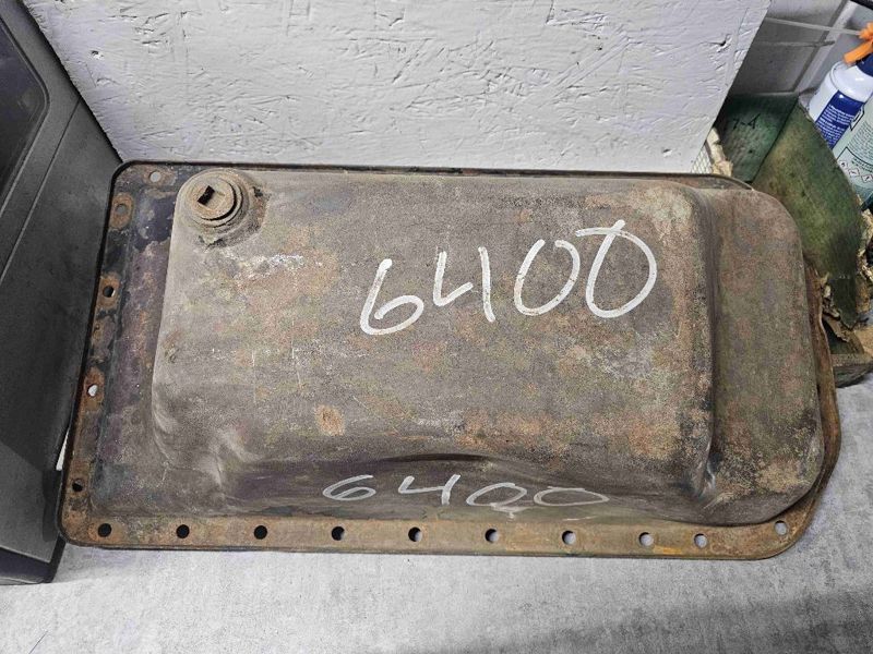 Deere 6110, 6210, 6310, 6410, 6200, 6300, 6400, 6500, 6215, 6415, 6405, 6605, 5403, 5605, 5705 Oil Pan
