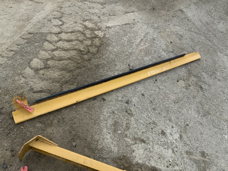 Caterpillar 349E, 349F, 352F Support AS - Enclosure