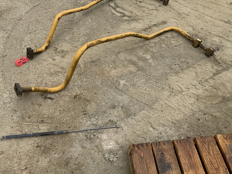 Caterpillar 349E, 352F Tube Assembly