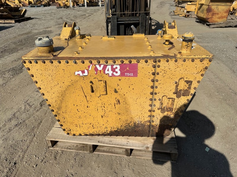 Caterpillar 768C, 769C, 772B, 773B, 776, 777 Tank AS