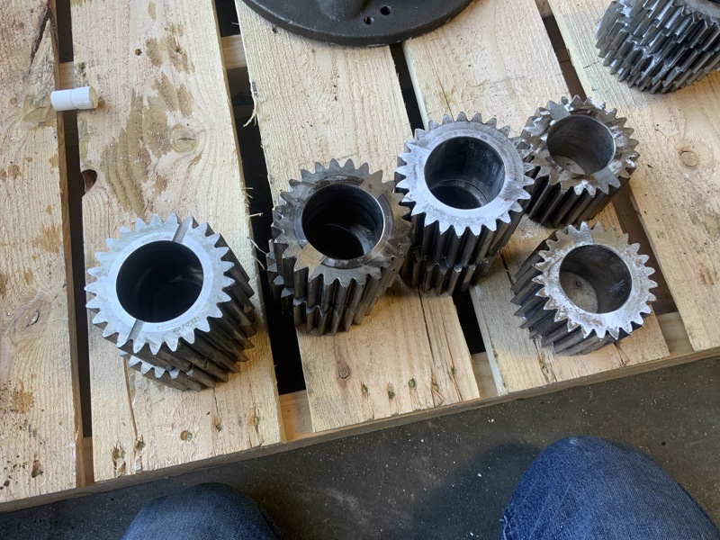 Caterpillar 641B, 651B, 657B, 657E, 657G, 660B, 666B Gear -  25 Teeth