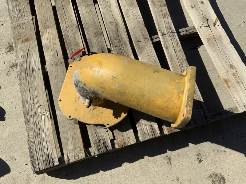 Caterpillar 637D, 631D, 633D, 639D Elbow