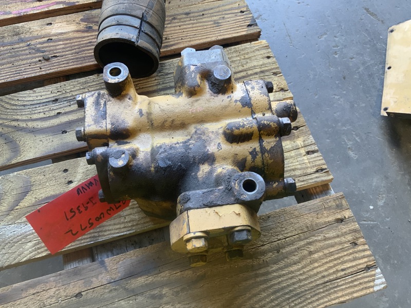 Caterpillar 637D, 621, 631D, 631E, 631G, 637E, 651B, 657E, 657G Valve GP - Sequence