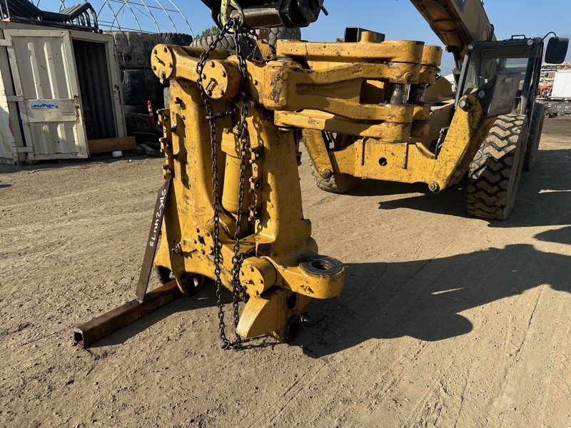 Caterpillar 637D, 631E, 637E, 637G, 639D Hitch GP - Cushion