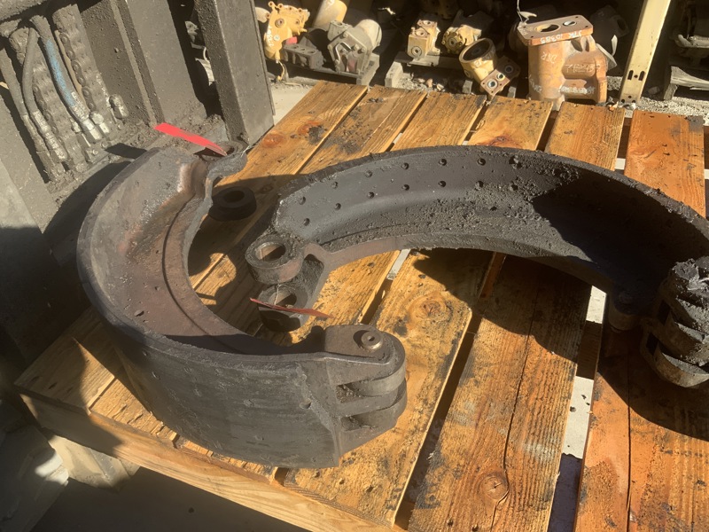 Caterpillar 637D, 631D, 639D Shoe AS