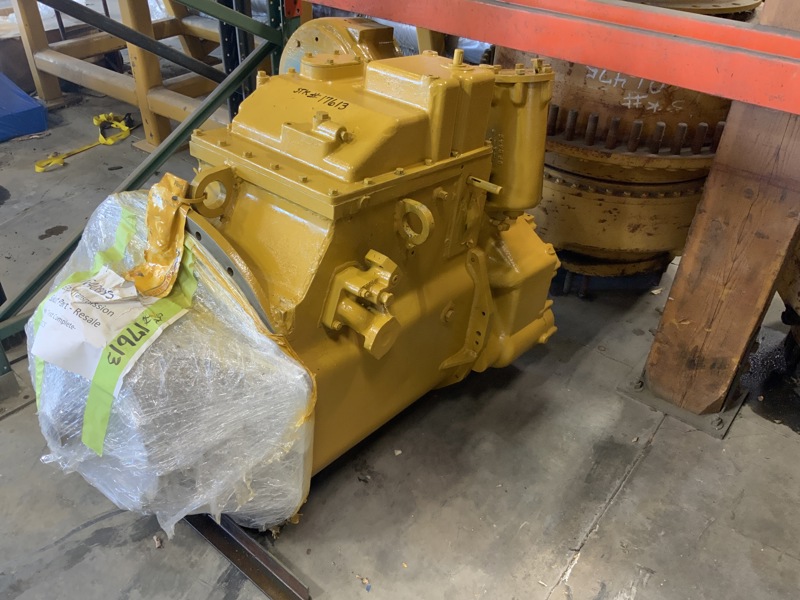Caterpillar 637D Transmission AR - Front