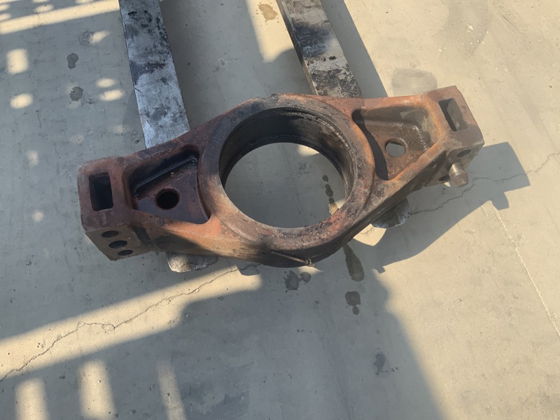 Caterpillar 986, 986H, 986K Support Trunnion Front