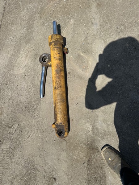 Caterpillar 627B Cylinder GP  - Bail