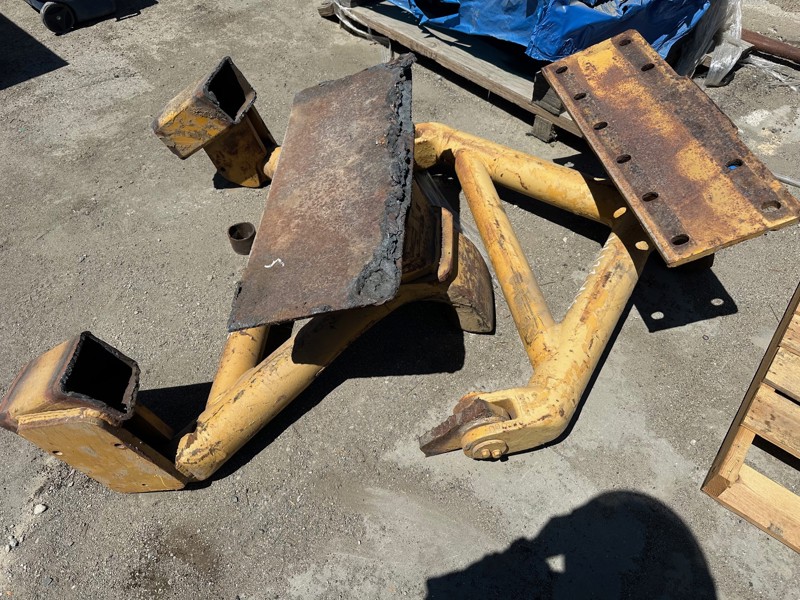 Caterpillar 637, 637B Hook AS