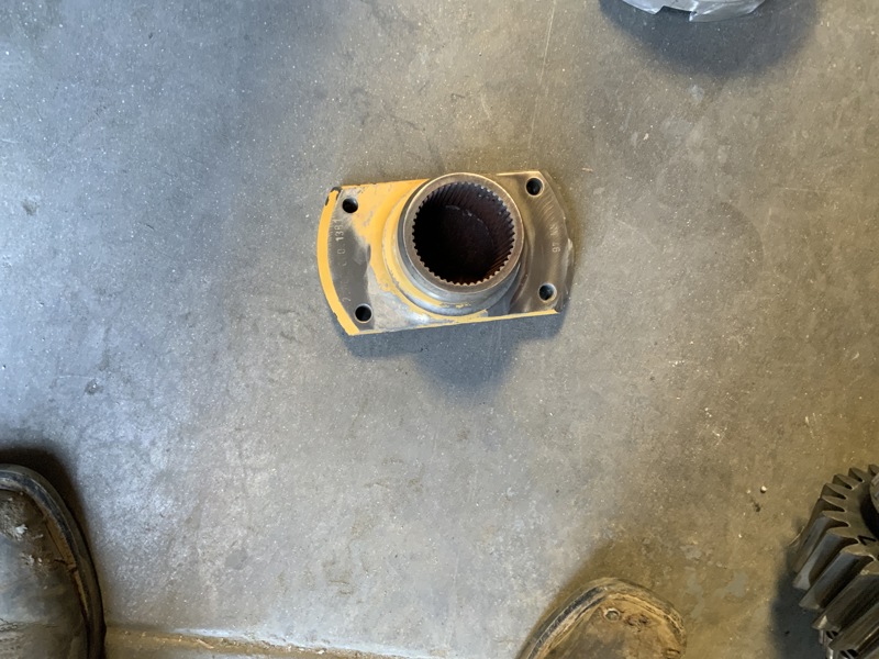 Caterpillar 988G, 836G, 834G Yoke AS