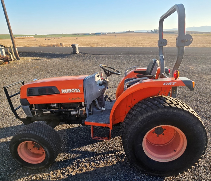 Kubota L4330 Gst