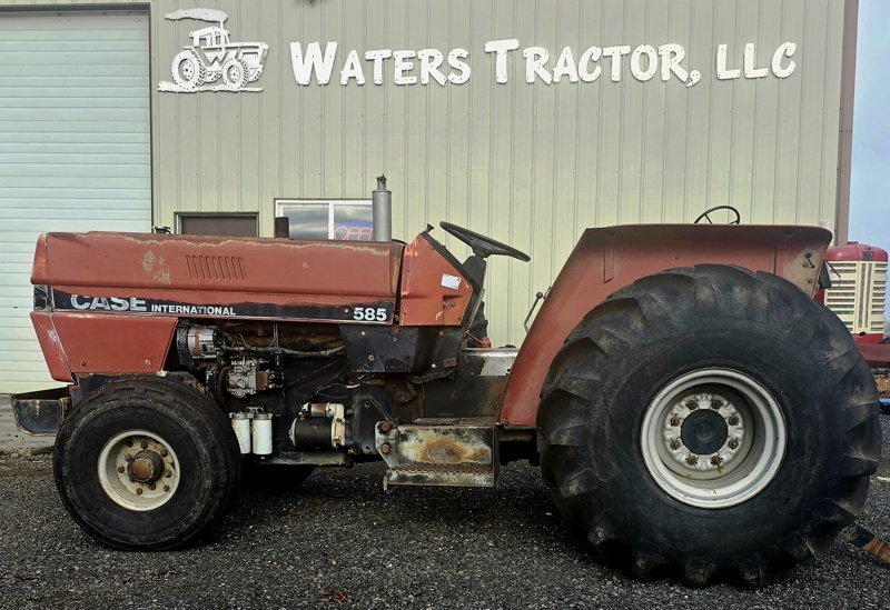 Case IH 585