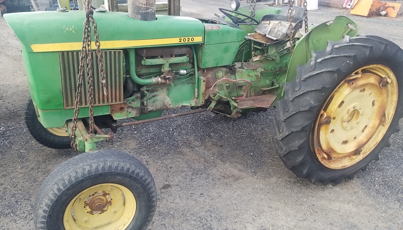 John Deere 2020