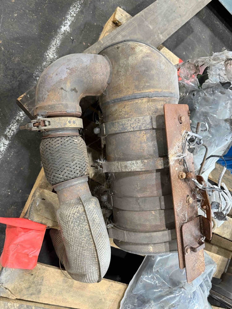 Deere 5065E D.O.C. Converter
