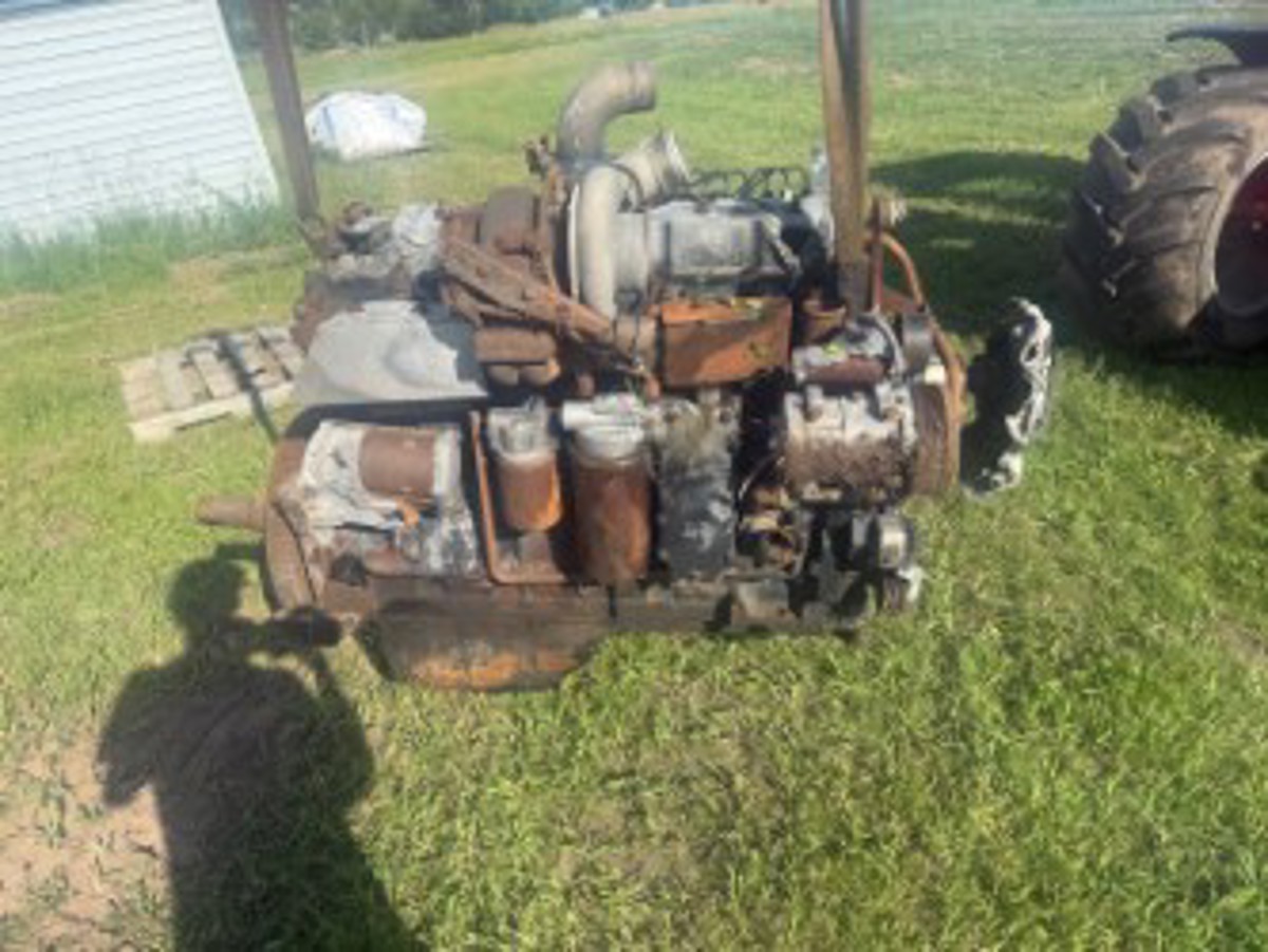 Case/case I.H. MX230 Engine Complete
