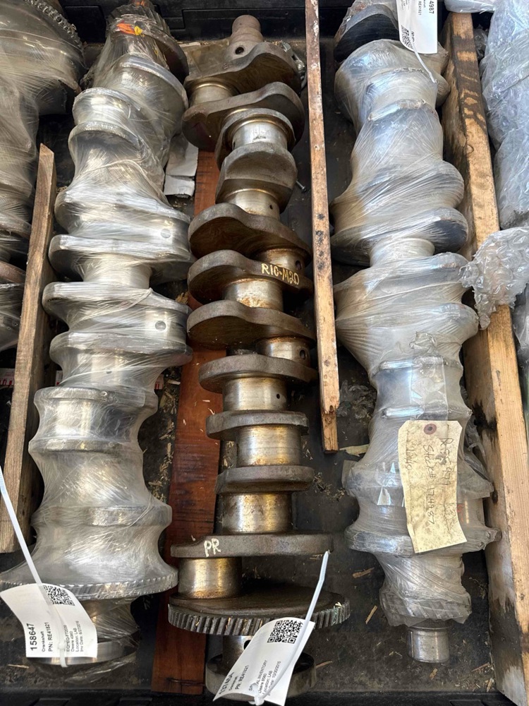Deere 8560 Crankshaft