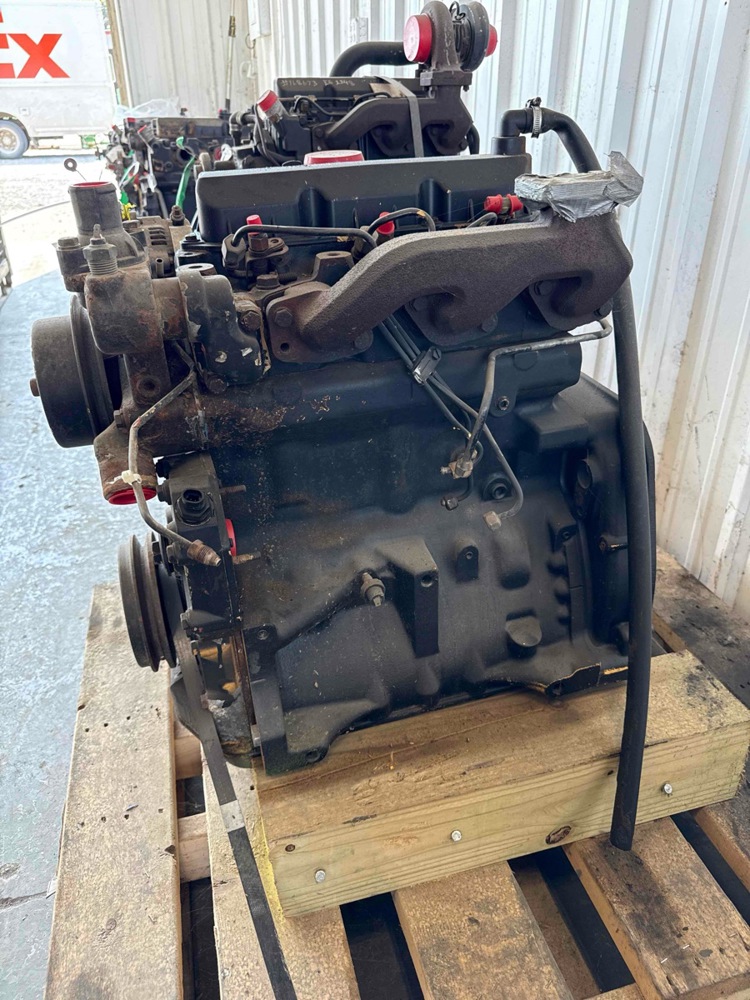 Deere 5200 Engine Complete