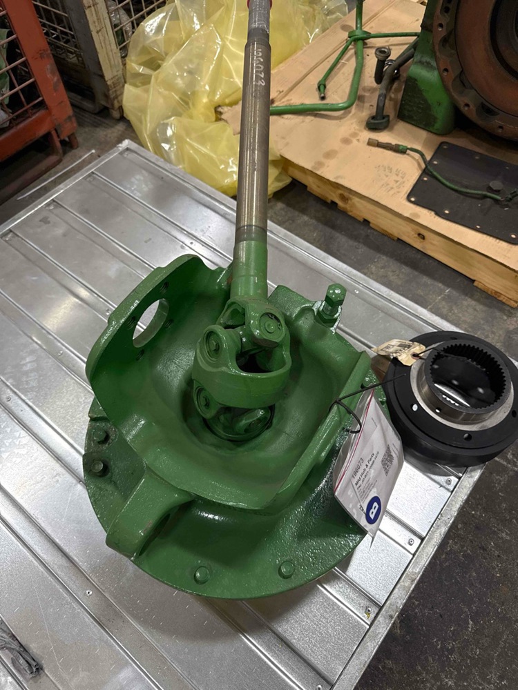 Deere 7200R Mfd Hub & Parts