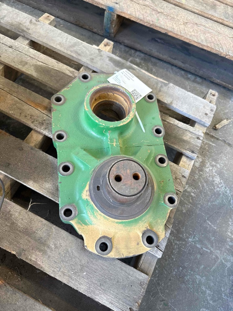 Deere 8420 Mfd Differential Cover
