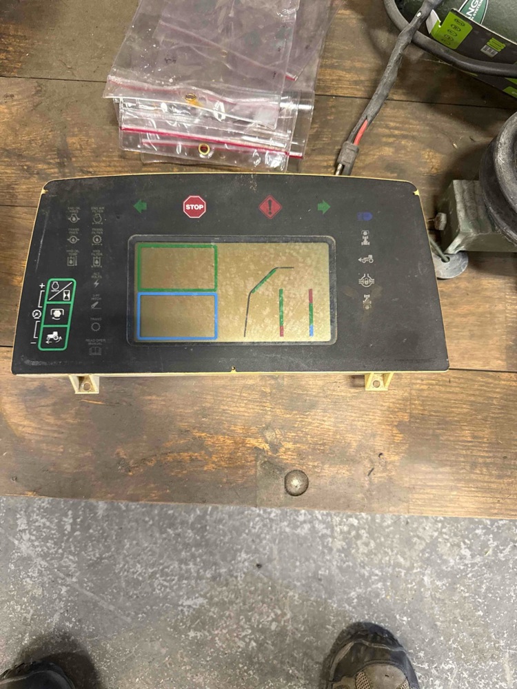 Deere 7410 Digital Tachometer