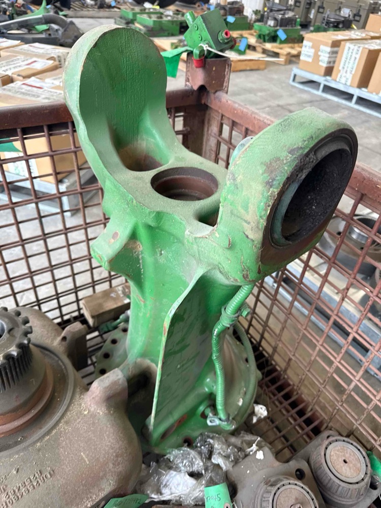 Deere 8295R RH 1500 Series Mfd Axle Housing