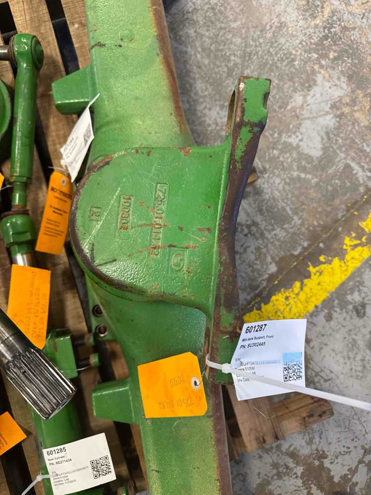Deere 5105M Mfd Axle Support, Front