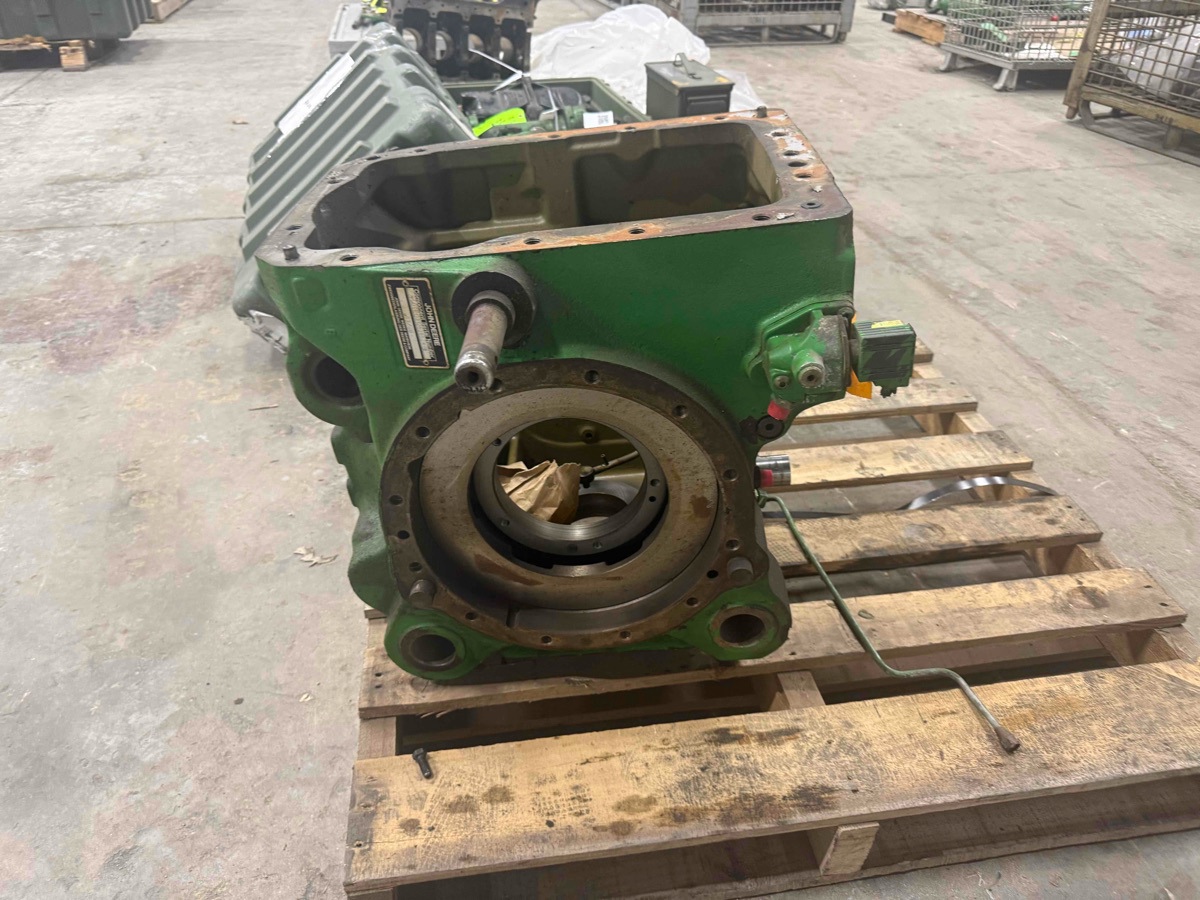 Deere 6410 Rear Differential Housing