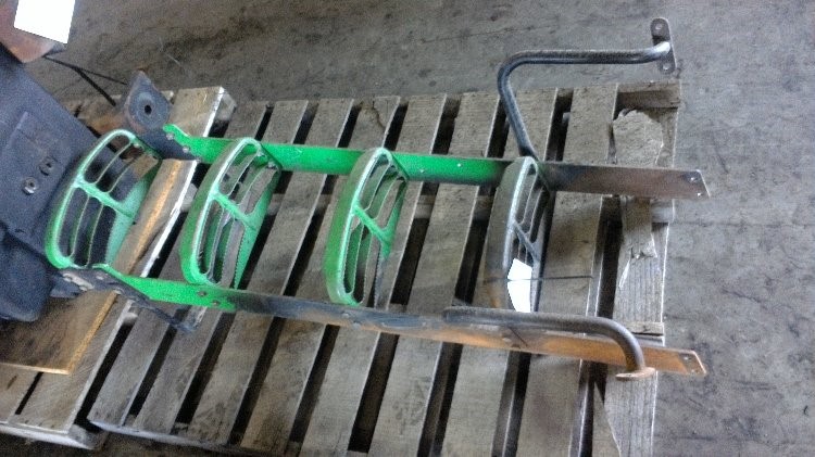 Deere 9520 Steps