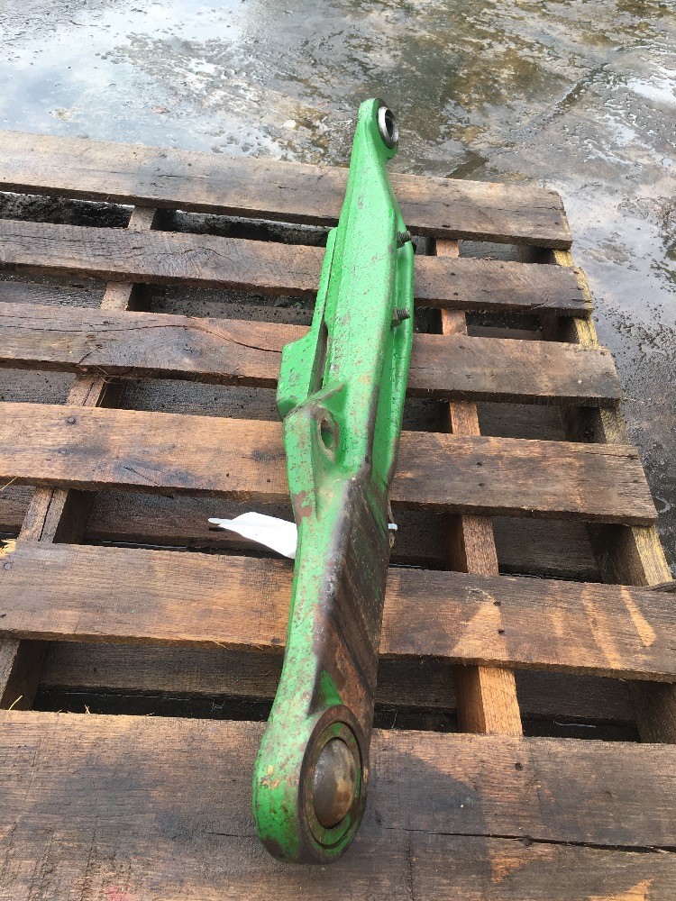 Deere 4755 Draft Arms