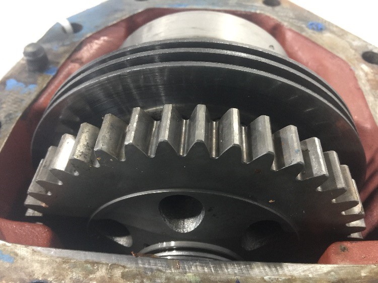Case/case I.H. 4230 Drop Box & Parts