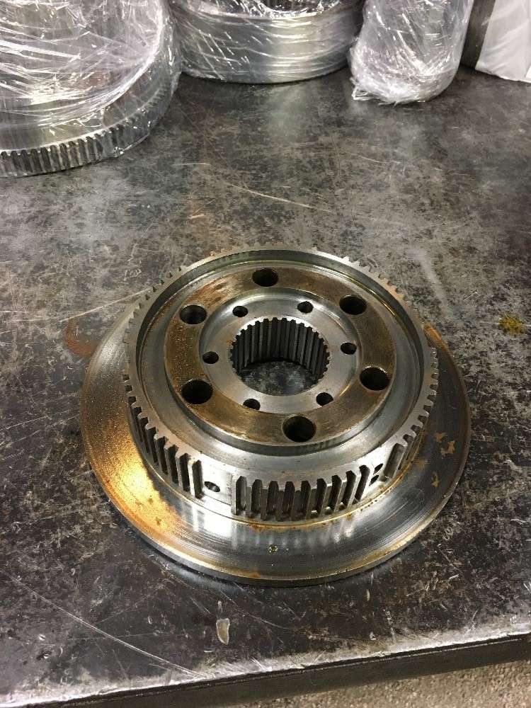 Case/case I.H. 3594 Power Shift Trans & Parts