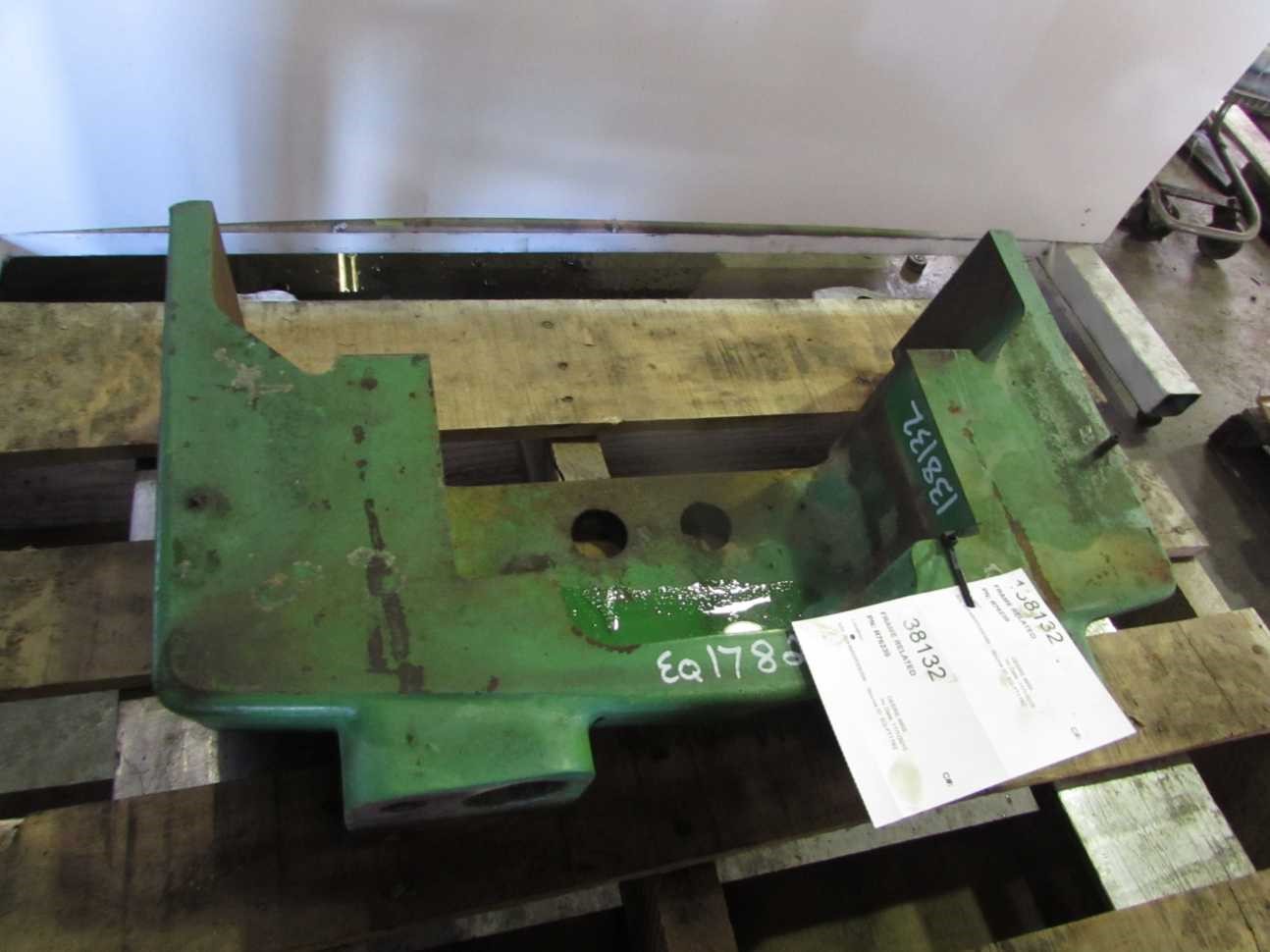 Deere 4955 Frame Related