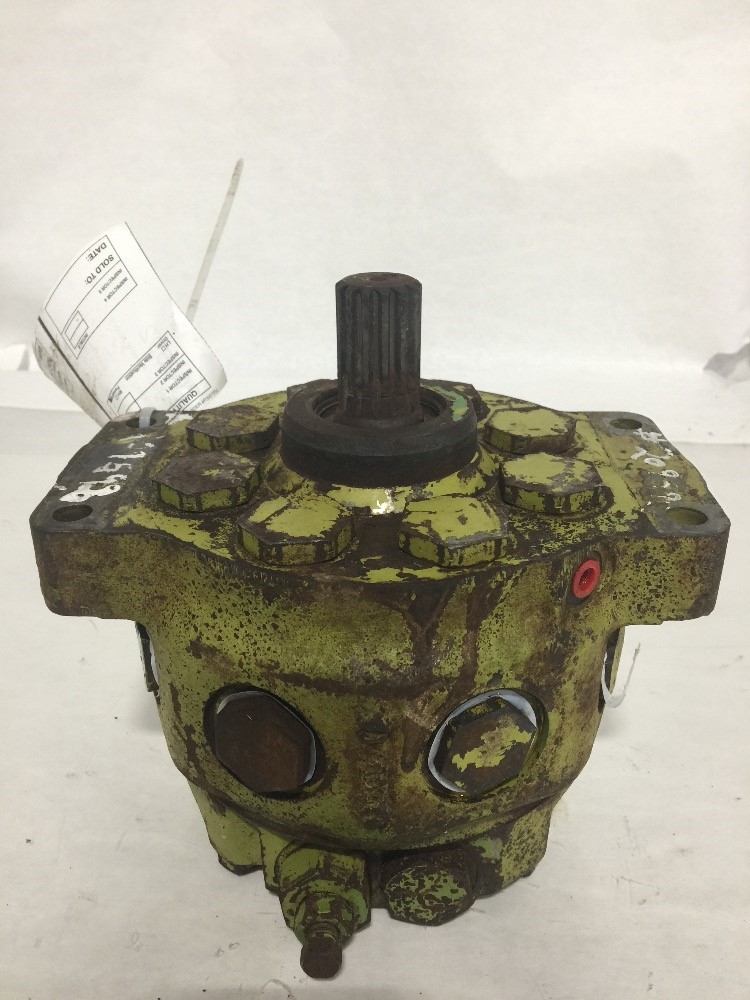 Deere 4630 Hydraulic Pump & Parts