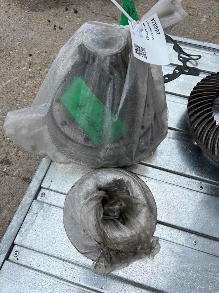 Deere 6405 Differential & Parts