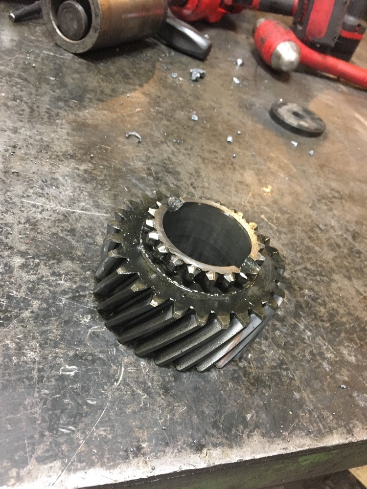 Deere 2640 Mechanical Trans & Parts