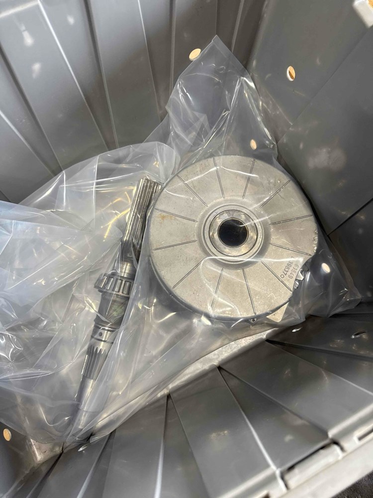 Deere 3255 Mfwd Clutch Assembly