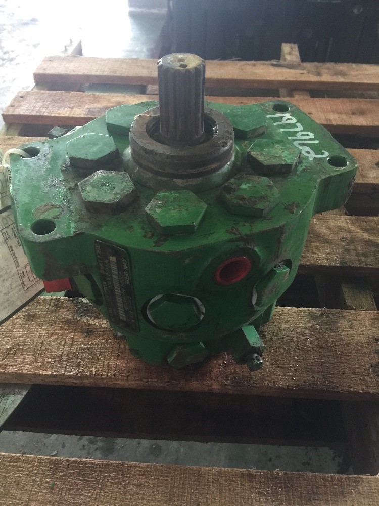 Deere 4960 Hydraulic Pump & Parts