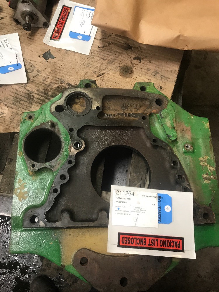 Deere 3155 Flywheel Hsg