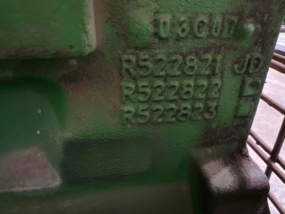 Deere 9520 Cylinder Block