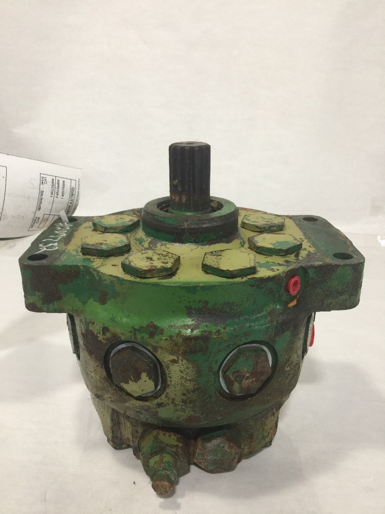 Deere 4630 Hydraulic Pump & Parts