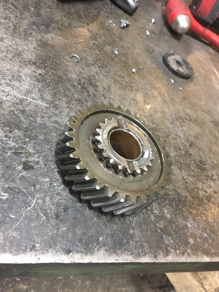 Deere 2640 Mechanical Trans & Parts