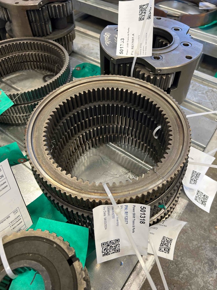 Deere 4755 Power Shift Trans & Parts