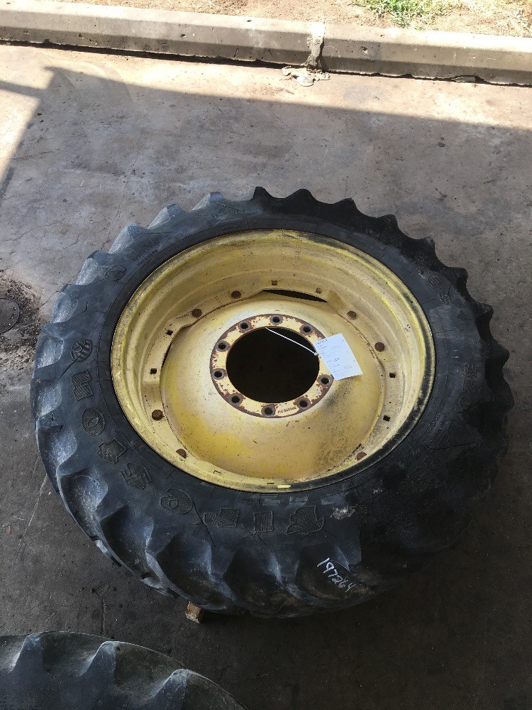 Deere 7400 Rim, Mfd