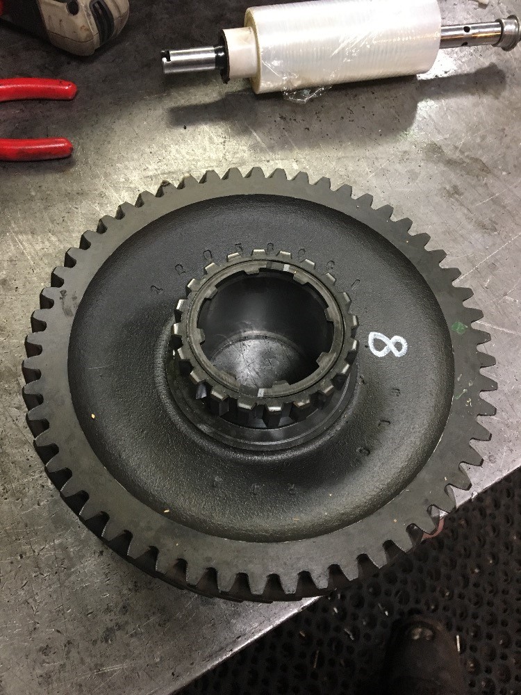 I.H./FARMALL 5288 Mechanical Trans & Parts